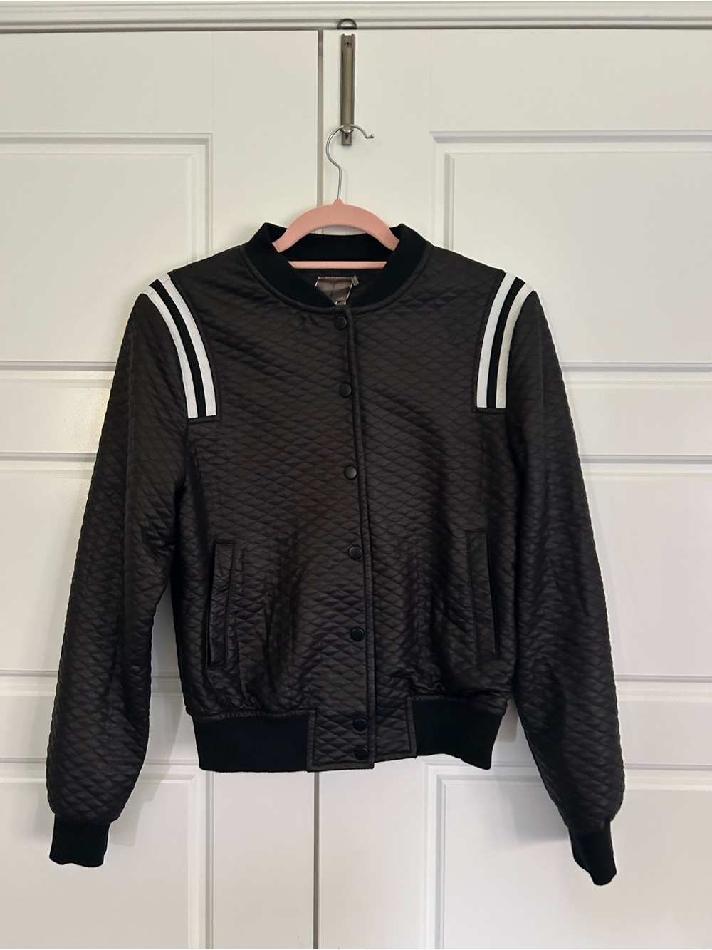 MOON COLLECTION Women’s Black Quilted BomberJacket